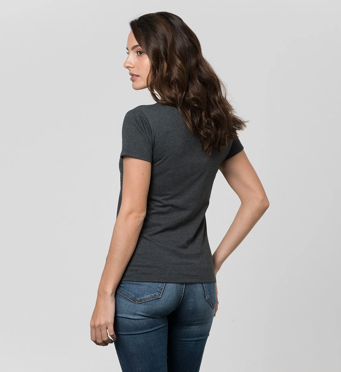 Camiseta mujer antisudor cuello escotado Gris Marengo - Image 4